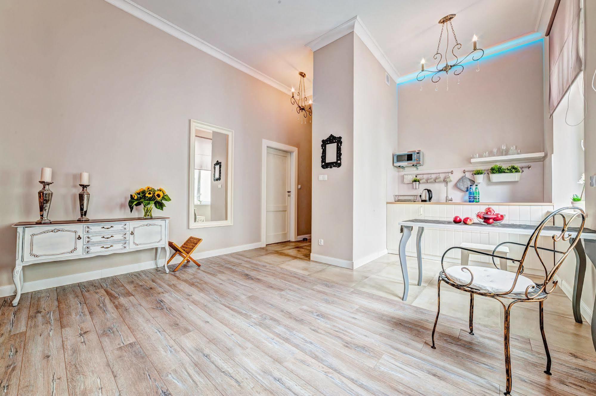 E-Apartamenty Swiety Marcin Poznan Dış mekan fotoğraf