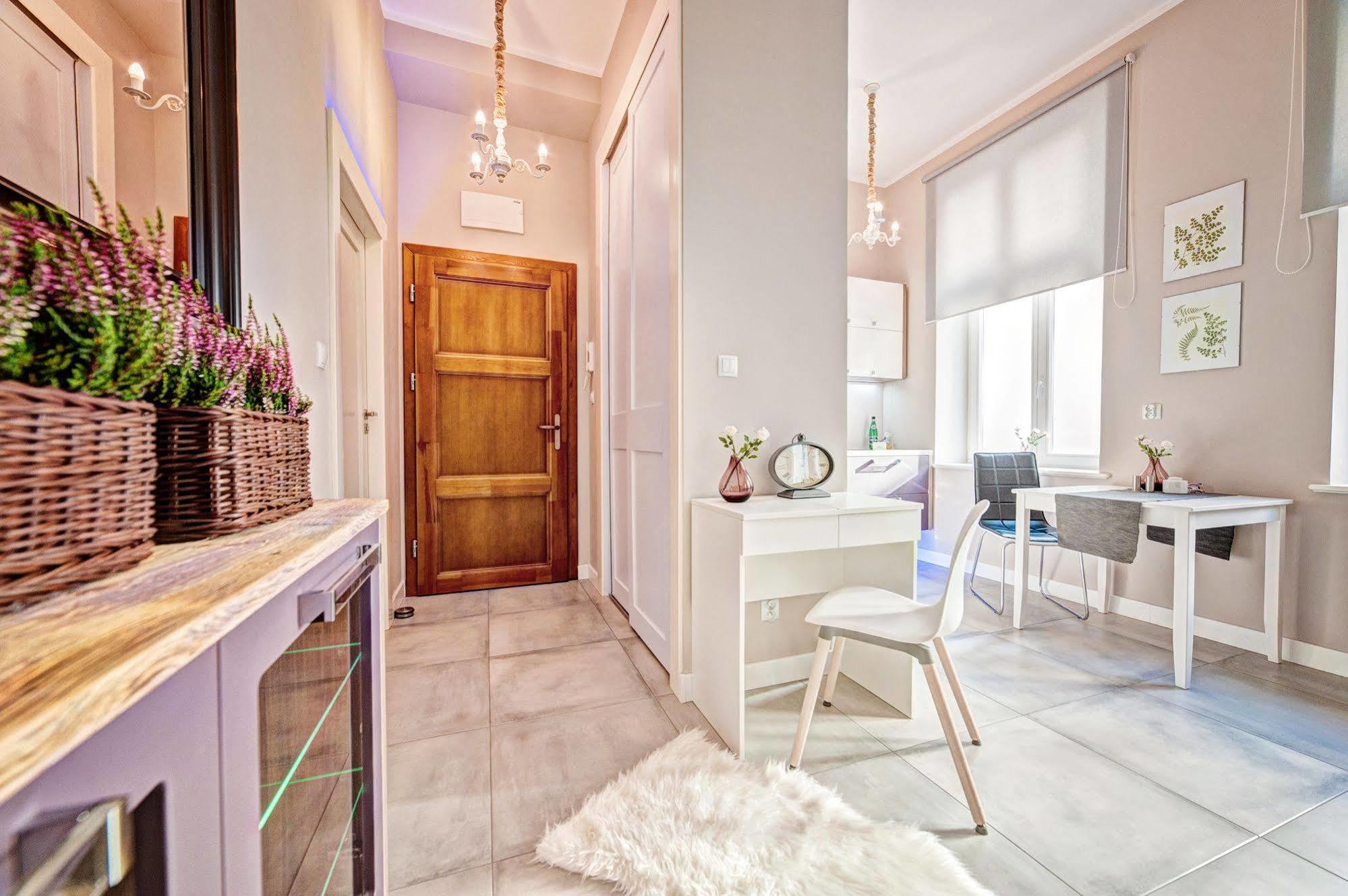 E-Apartamenty Swiety Marcin Poznan Dış mekan fotoğraf